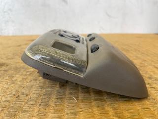 Светильник салона передний Toyota Hiace KZH106W 1KZ-TE 81240-26020-E0 4 ракурс
