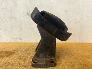 Запчасть подушка двигателя правая Toyota Hiace 1996