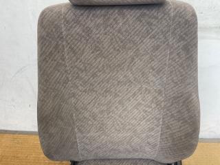 Сиденье левое переднее Toyota Hiace KZH106W 1KZ-TE 72120-26010 3 ракурс