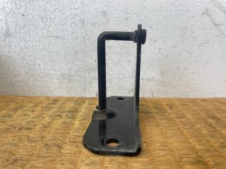 Петля замка капота Subaru Impreza GJ3 FB16 57311AG010 2 ракурс