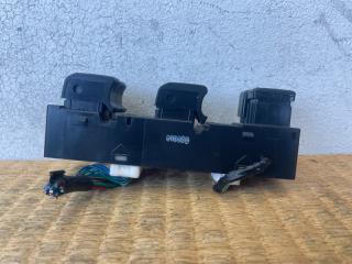 Кнопка стеклоподъемника правая передняя Subaru Impreza GJ3 FB16 83071FJ001 3 ракурс