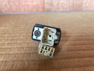 Кнопка подогрева сидений MAZDA CX-7 ER3P L3-VDT GJ6A6642002 4 ракурс
