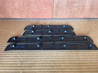 Накладка на порог MAZDA CX-7 ER3P L3-VDT EG21687E002 2 ракурс Накладка на порог MAZDA CX-7 ER3P L3-VDT EG21687E002 2 ракурс