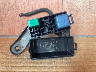 Запчасть блок реле Lexus IS250 2006