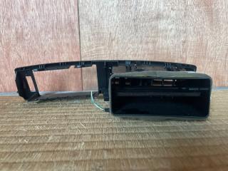 Решетка вентиляционная передняя Lexus IS250 GSE20 4GR-FSE 55670-53010 3 ракурс