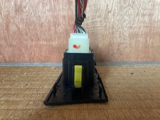 Кнопка стеклоподъемника левая задняя Lexus IS250 GSE20 4GR-FSE 84030-53030 3 ракурс