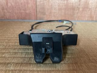 Замок багажника Lexus IS250 GSE20 4GR-FSE 64600-53040 3 ракурс
