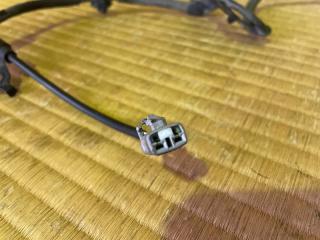 Датчик abs правый передний Lexus IS250 GSE20 4GR-FSE 89516-30020 5 ракурс