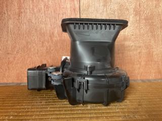 Мотор охлаждения батареи Honda Vezel RU3 LEB 1J8105P6003 3 ракурс