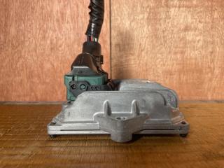 Блок управления двс Honda Vezel RU3 LEB 3782051EJ68 3 ракурс