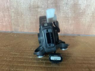 Педаль газа Honda Vezel RU3 LEB 17800T7B023 5 ракурс