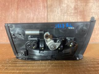 Ручка двери внешняя левая задняя Honda Vezel RU3 LEB 72680T7AJ01 2 ракурс