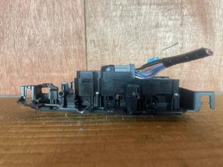Кнопка стеклоподъемника правая передняя Honda Vezel RU3 LEB 35750T7AJ01 2 ракурс