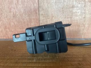 Кнопка стеклоподъемника задняя левая Honda Vezel 2014 контрактная Кнопка стеклоподъемника задняя левая Honda Vezel 2014