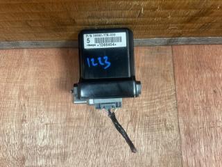 Реле Honda Vezel RU3 LEB 38890-T7B-003 1 ракурс