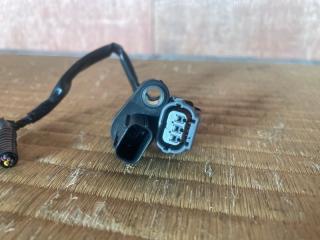 Датчик положения распредвала Honda Vezel RU3 LEB 375105A2A01 3 ракурс