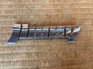 Эмблема задняя SUZUKI Jimny JB23W K6A 7783281A110PG 1 ракурс