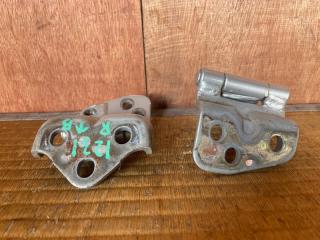 Петля дверная задняя SUZUKI Jimny JB23W K6A 6951081A01 1 ракурс