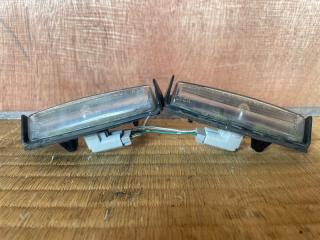 Подсветка номера задняя TOYOTA Ipsum ACM21W 2AZ-FE 81271-30290 3 ракурс