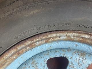Колесо запасное NISSAN Terrano RR50 QD32ETI 403001W500 3 ракурс Колесо запасное NISSAN Terrano RR50 QD32ETI 403001W500 3 ракурс