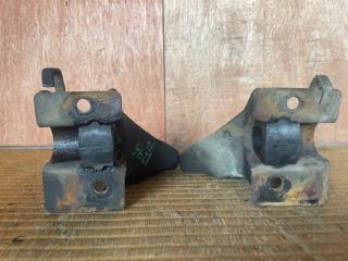 Крепление стабилизатора переднее NISSAN Terrano RR50 QD32ETI 546340W000 5 ракурс