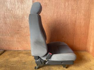 Сиденье левое переднее NISSAN Terrano Regulus JRR50 QD32ETI 8745131U02 4 ракурс