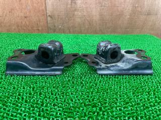 Крепление стабилизатора переднее TOYOTA Sai AZK10 2AZ-FXE 52255-12010 2 ракурс