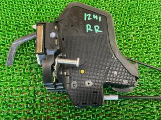 Замок двери правый задний TOYOTA Allion ZZT240 1ZZ-FE 69050-13090 2 ракурс Замок двери правый задний TOYOTA Allion ZZT240 1ZZ-FE 69050-13090 2 ракурс