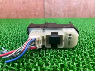 Кнопка стеклоподъемника левая передняя TOYOTA Allion ZZT240 1ZZ-FE 84030-20013 4 ракурс