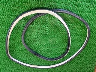 Уплотнение двери правое переднее NISSAN FUGA HY51 VQ35HR 769221MA0B 1 ракурс