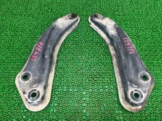 Крепление балки подвески переднее NISSAN FUGA 2017