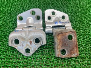 Петля дверная Suzuki Jimny JB23W K6A 6951081A01 1 ракурс