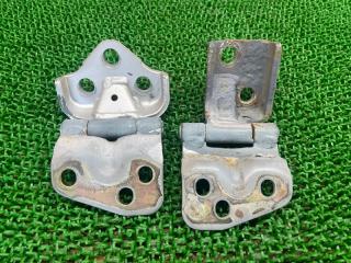 Петля дверная Suzuki Jimny JB23W K6A 6951081A01 2 ракурс