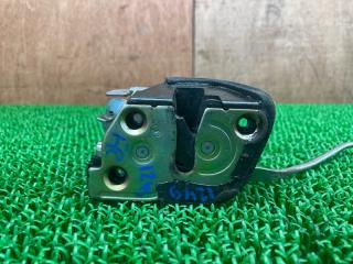 Замок двери правый передний Suzuki Jimny JB23W K6A 8220181A00 1 ракурс