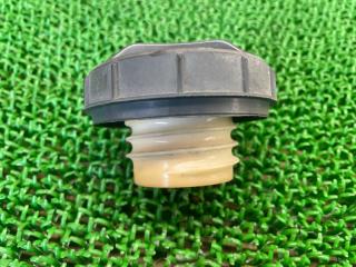 Крышка топливного бака Suzuki Jimny JB23W K6A 8926070G01 2 ракурс