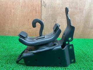 Подушка кабины Mitsubishi Canter FEA20 4P10(T2) 3 ракурс Подушка кабины Mitsubishi Canter FEA20 4P10(T2) 3 ракурс