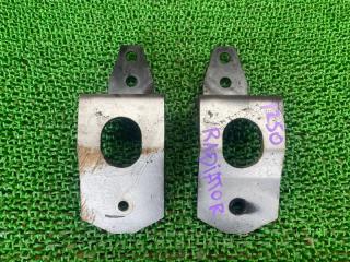 Крепление радиатора Mitsubishi Canter FEA20 4P10(T2) 3 ракурс