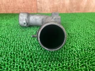 Патрубок турбины Mitsubishi Canter FEA20 4P10(T2) 504340841 4 ракурс Патрубок турбины Mitsubishi Canter FEA20 4P10(T2) 504340841 4 ракурс