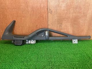 Ручка двери внутренняя правая передняя Mitsubishi Canter FEA20 4P10(T2) 1 ракурс Ручка двери внутренняя правая передняя Mitsubishi Canter FEA20 4P10(T2) 1 ракурс