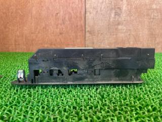 Кнопка стеклоподъемника правая передняя Mitsubishi Canter FEA20 4P10(T2) MK645724 4 ракурс