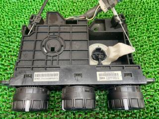 Блок управления климат-контролем Mitsubishi Canter FEA20 4P10(T2) MK582600 2 ракурс