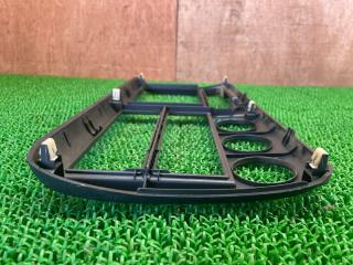Mitsubishi Canter FEA20 4P10(T2) 5 ракурс Mitsubishi Canter FEA20 4P10(T2) 5 ракурс