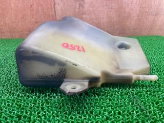Бачок расширительный Mitsubishi Canter FEA20 4P10(T2) ME402056 5 ракурс Бачок расширительный Mitsubishi Canter FEA20 4P10(T2) ME402056 5 ракурс