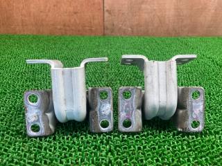 Петля 5-двери правая передняя Mitsubishi Canter FEA20 4P10(T2) 5 ракурс