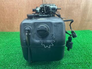 Бачок Mitsubishi Canter FEA20 4P10(T2) ML212662 2 ракурс Бачок Mitsubishi Canter FEA20 4P10(T2) ML212662 2 ракурс