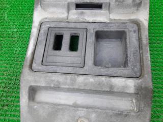 Подлокотник MITSUBISHI Delica P25W 4D56 MB702279 3 ракурс Подлокотник MITSUBISHI Delica P25W 4D56 MB702279 3 ракурс