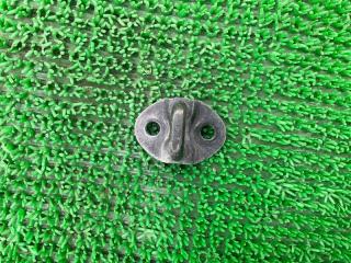 Петля 5-двери левая задняя MITSUBISHI Delica P35W 4D56 MB421090 3 ракурс