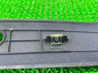 Накладка на стойку кузова TOYOTA CROWN GS121 1G-GZEU 62412-30220-04 3 ракурс