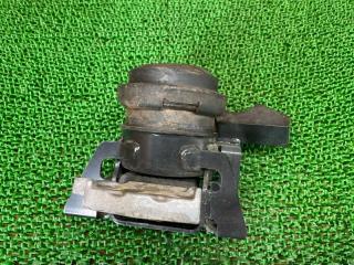 Подушка двигателя правая Suzuki Escudo YD21S M16A 11610-61M00 1 ракурс