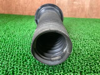 Пыльник амортизатора правый передний Suzuki Escudo YD21S M16A 4193161M01 3 ракурс